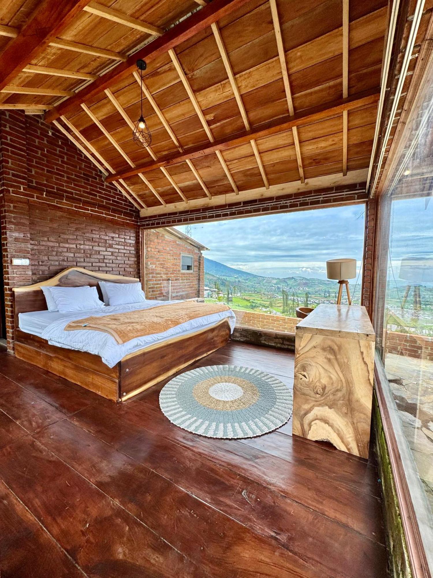 Jolotundo Lodge Banjarnegara Экстерьер фото